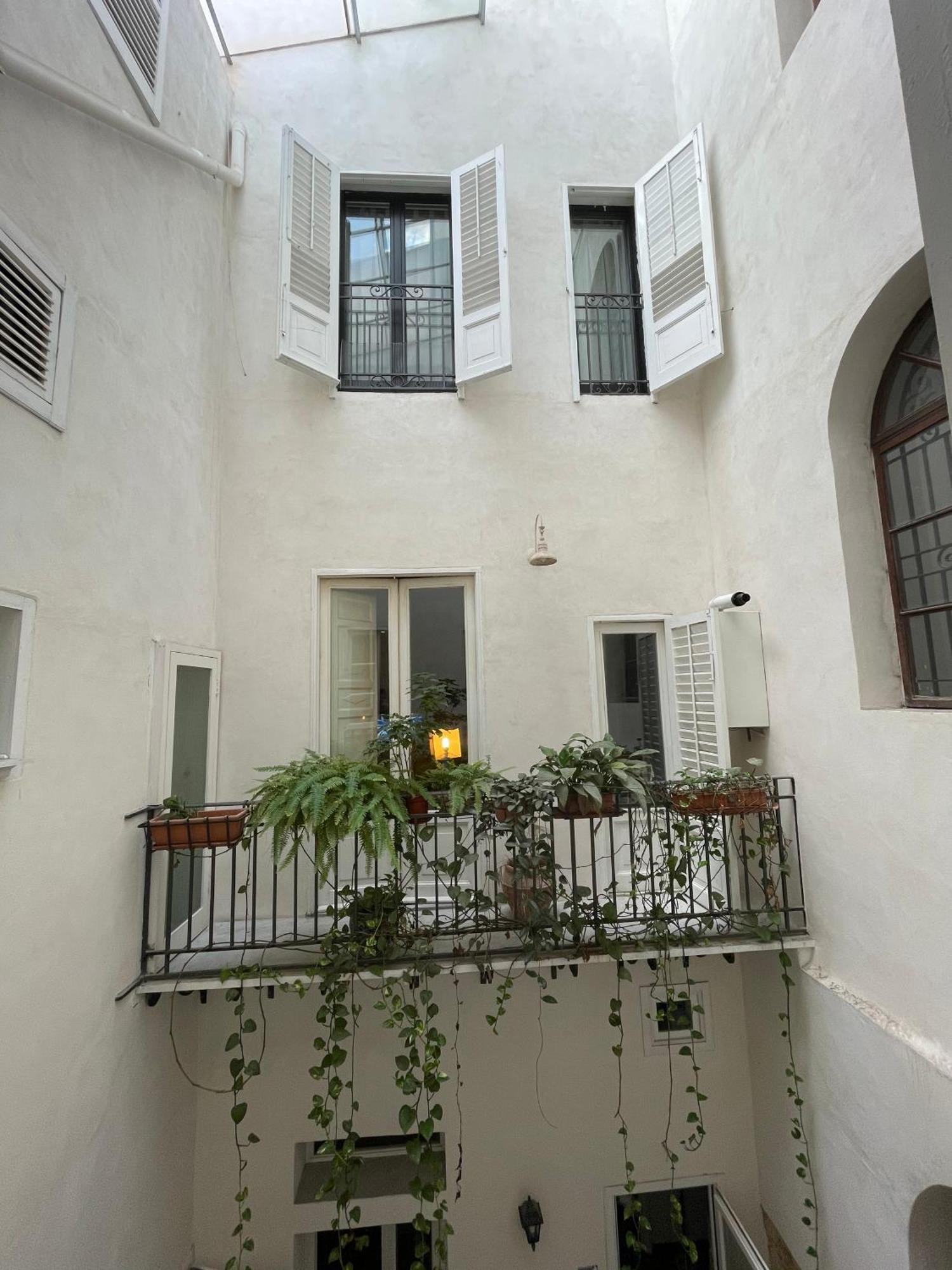 Essenze Di Sicilia Appartamento Cavour In Centro Palermo Exterior photo